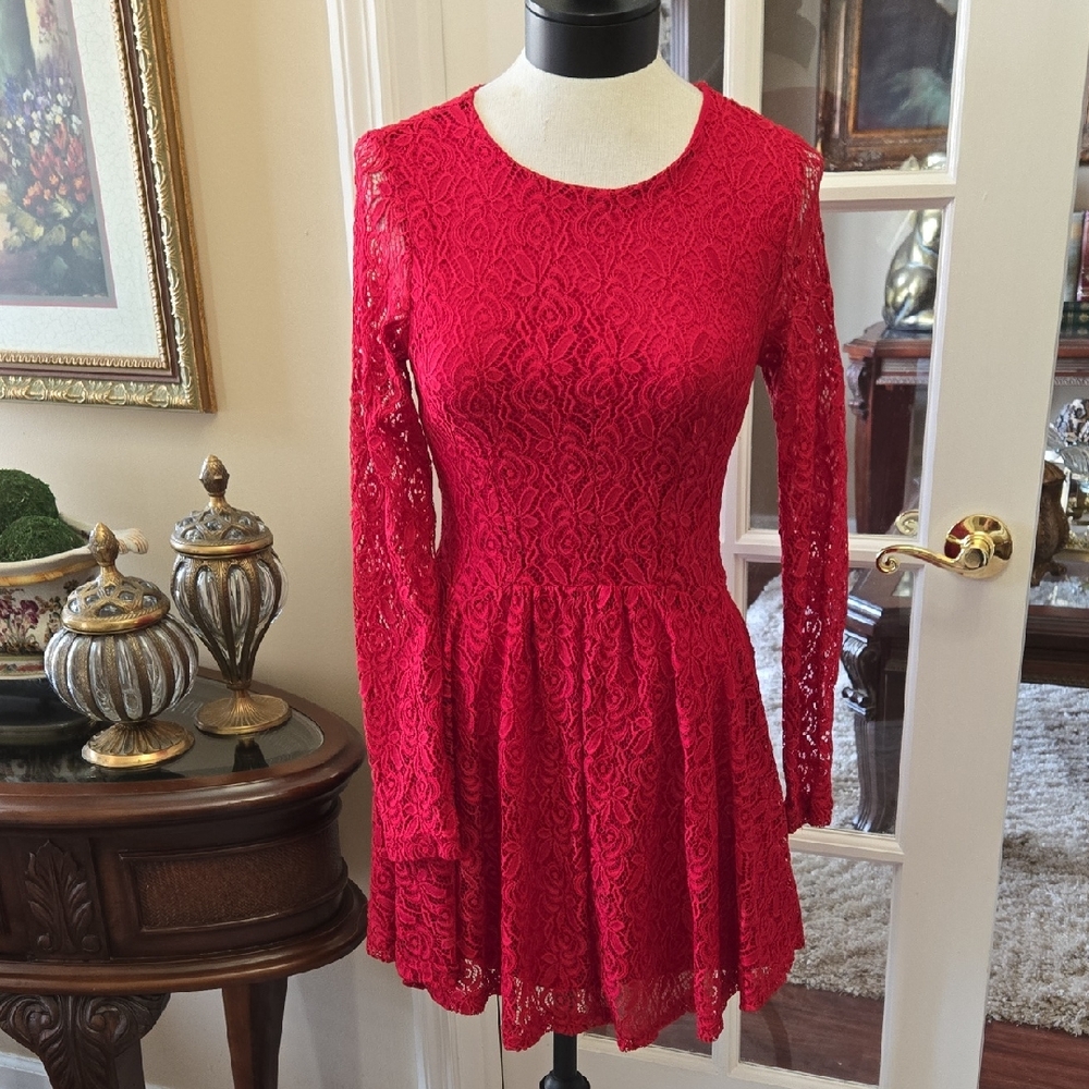 Altar'd State Vibrant Red Lace Long Sleeve Dress Exposed Silver Back Zip Sm EUC